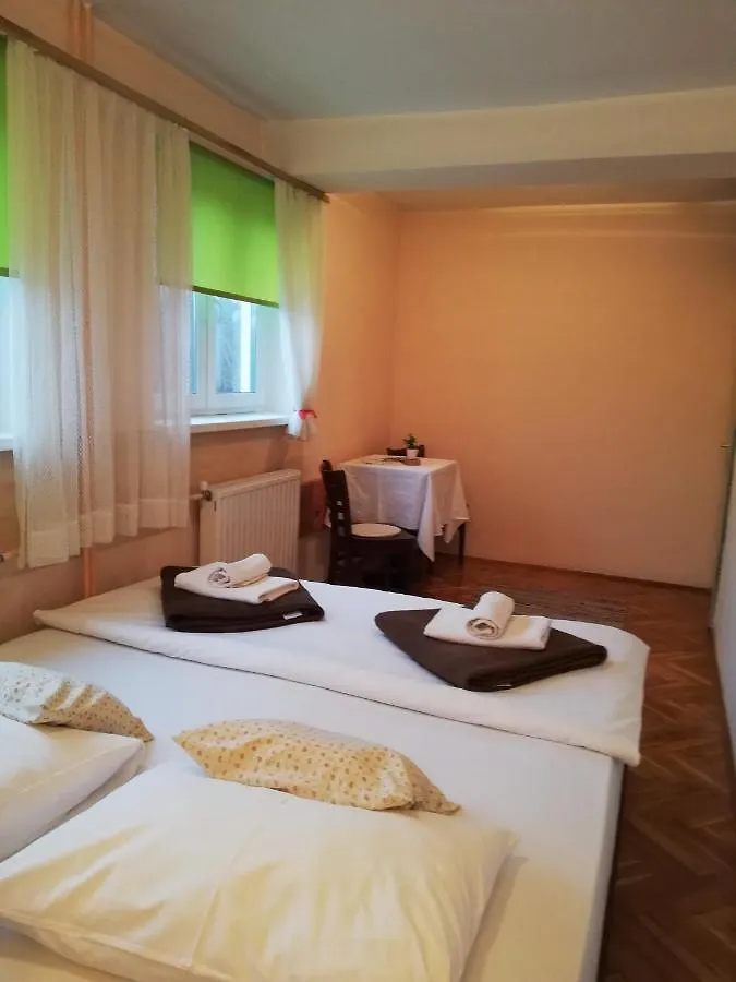 Bed and Breakfast Guesthouse Arnika Fužine